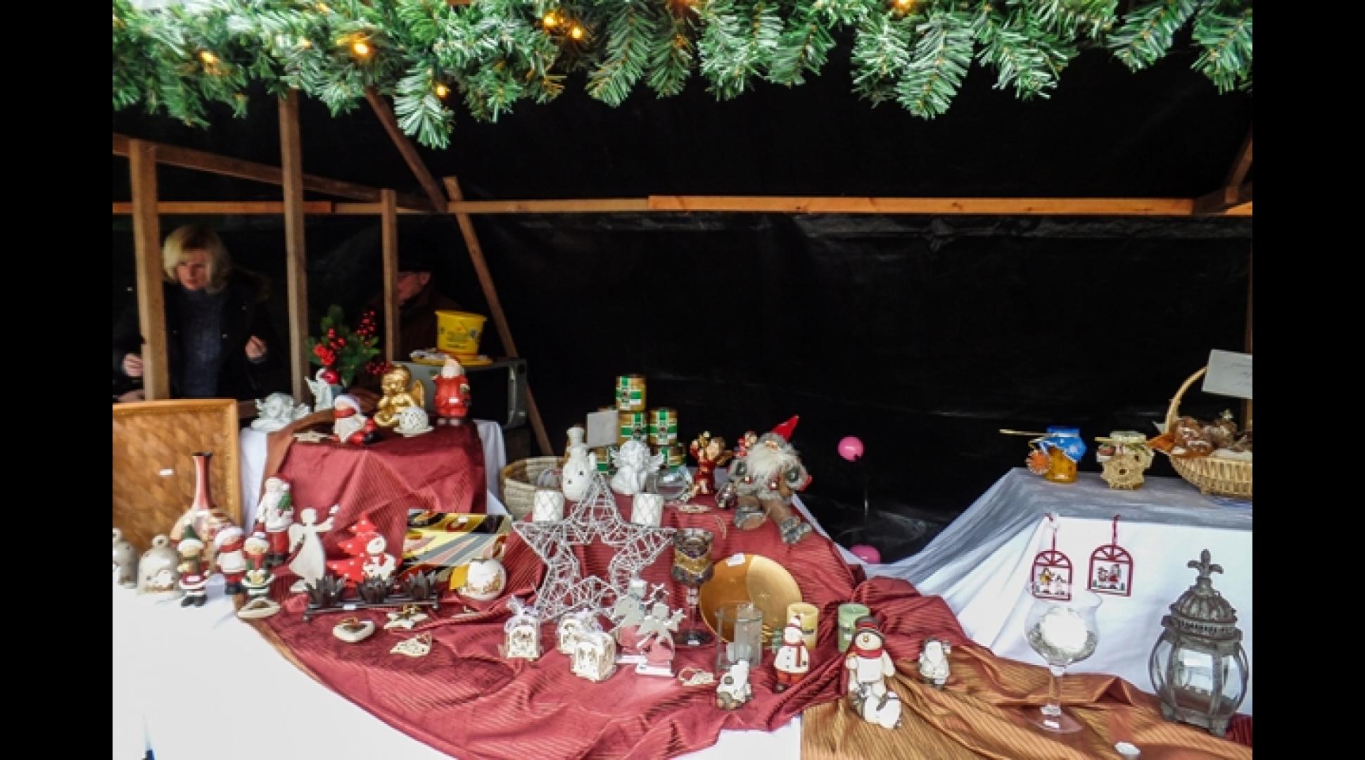 Bild 1 Adventsmarkt 2014