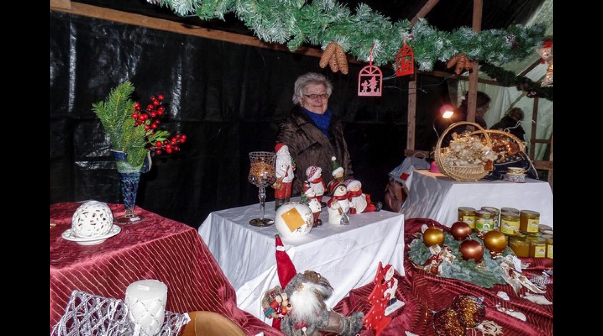 Bild 7 Adventsmarkt 2015